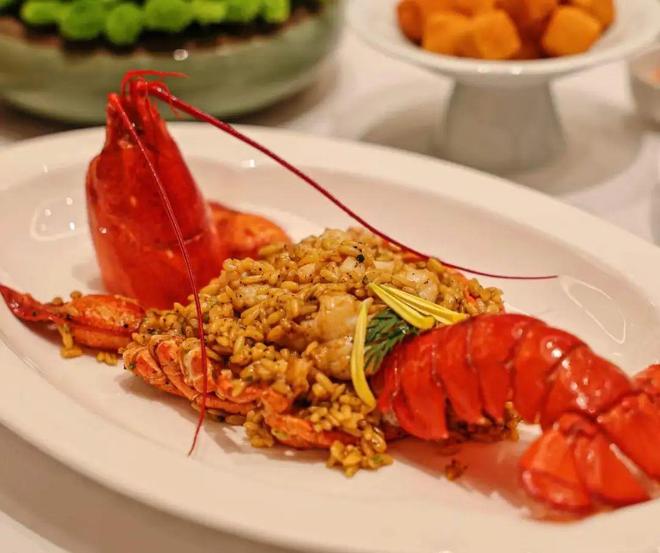 能年销500万+接待超800万人?电子pg游戏都说餐厅生意差为何他们(图8) 能年销500万+接待超800万人?电子pg游戏都说餐厅生意差为何他们(图8)