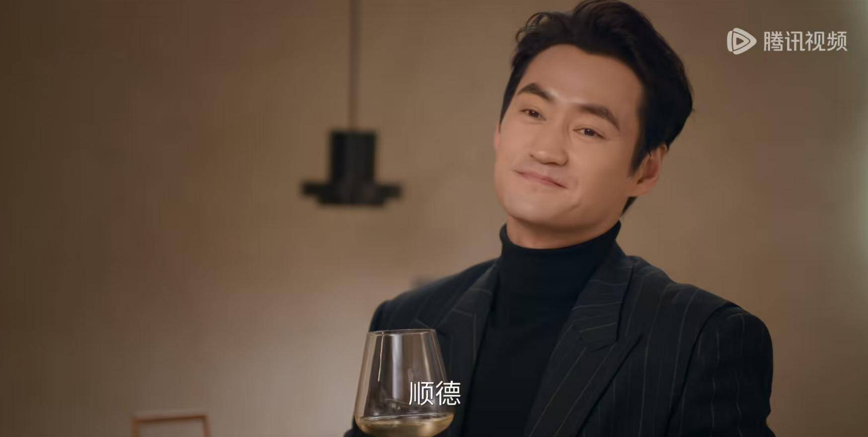 仇敌》令人作呕媚男、雌竞、三观扭曲pg电子免费模拟器陈妍希《亲爱的(图2)